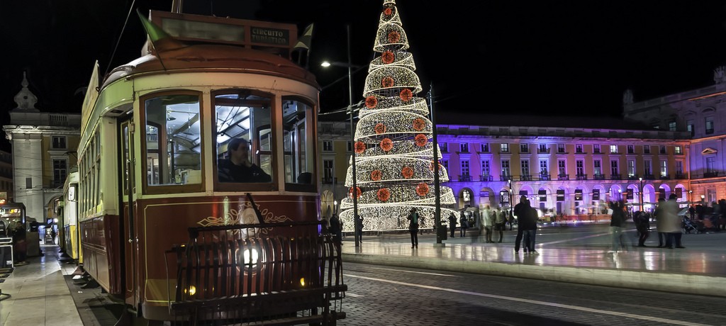 Christmas lights and garlands light up in Lisbon next week